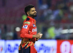Shreyas Iyer's Asia Cup Omission Sparks Controversy; Ex-Pakistan Player Claims He'd Be 'A Category' Star in Pakistan