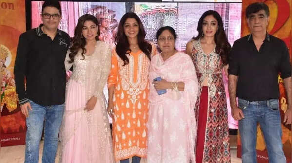 Wealthiest family in Bollywood revealed.