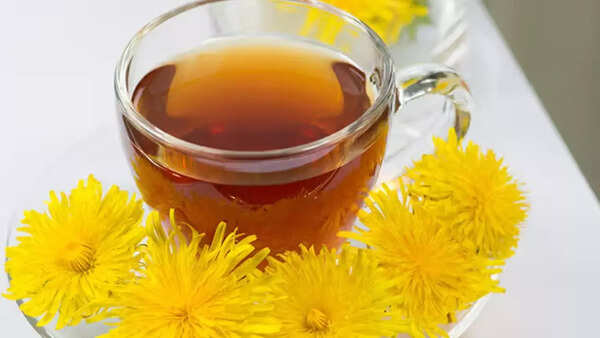 Nutritious dandelion tea